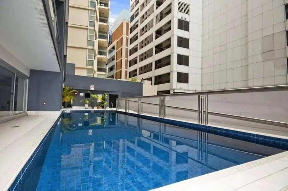 Cozy 2BR Apartment Steps From Darling Harbour