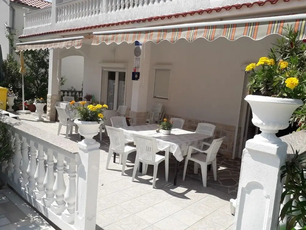 Apartments Mili