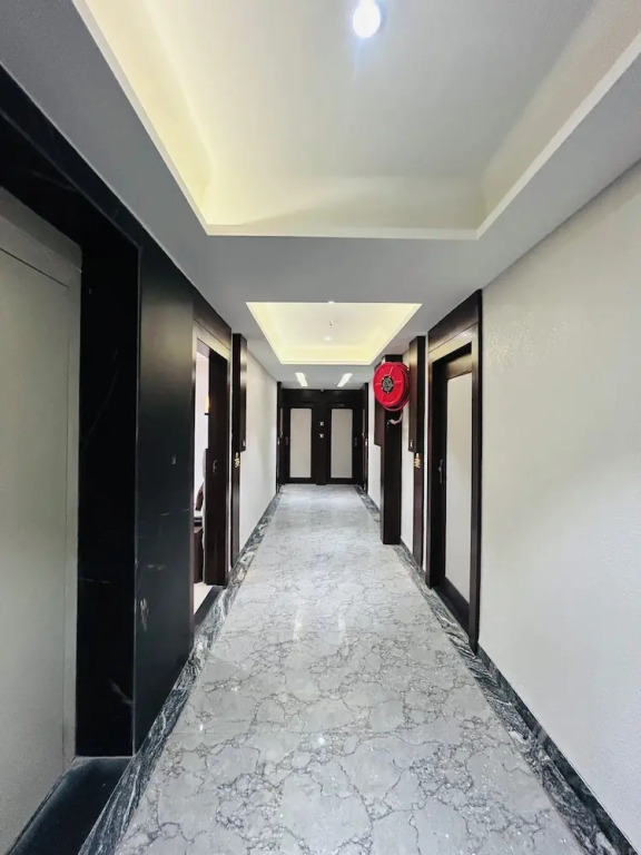 Hotel Care Residency