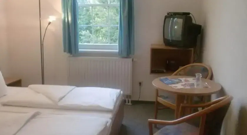 Hotel & Restaurant "Zum Firstenstein"