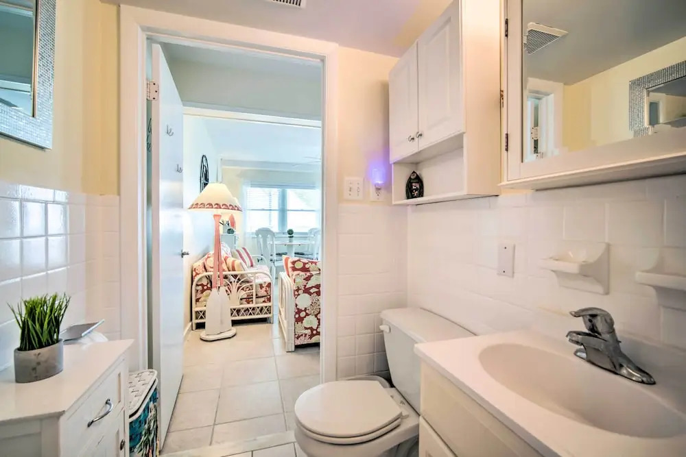 Walk to Wildwood Beach: Oceanfront Condo w/ View