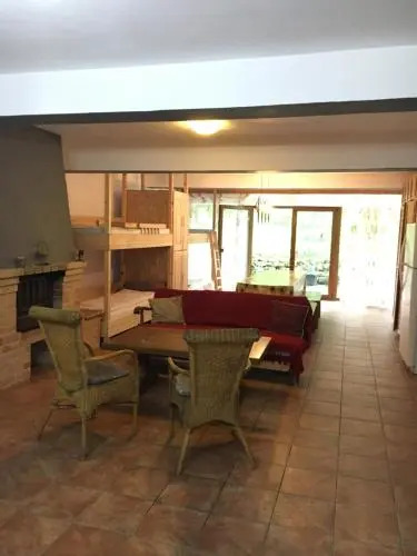 Hostel Altfel