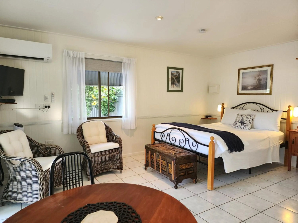 Chillagoe Cabins