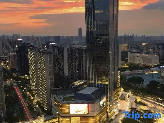 Xingshu Hotel (Zhengdong Mixc Provincial Government Store)