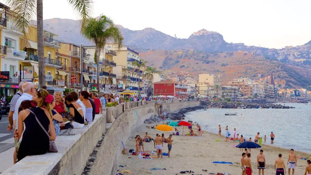 Appartamenti Calliope e Silvia, Giardini Naxos