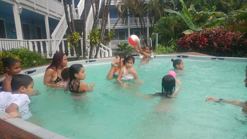 Hotel Nataro Inn