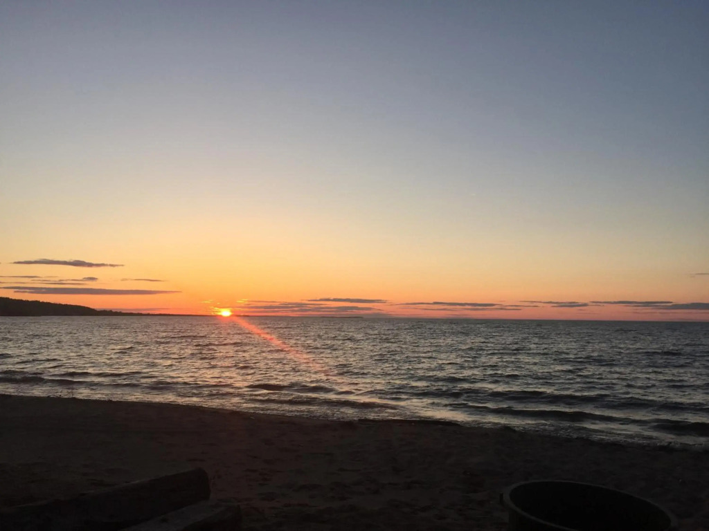Les pieds dans le sable