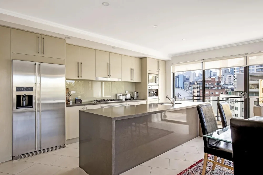 Pyrmont Harbour View Penthouse