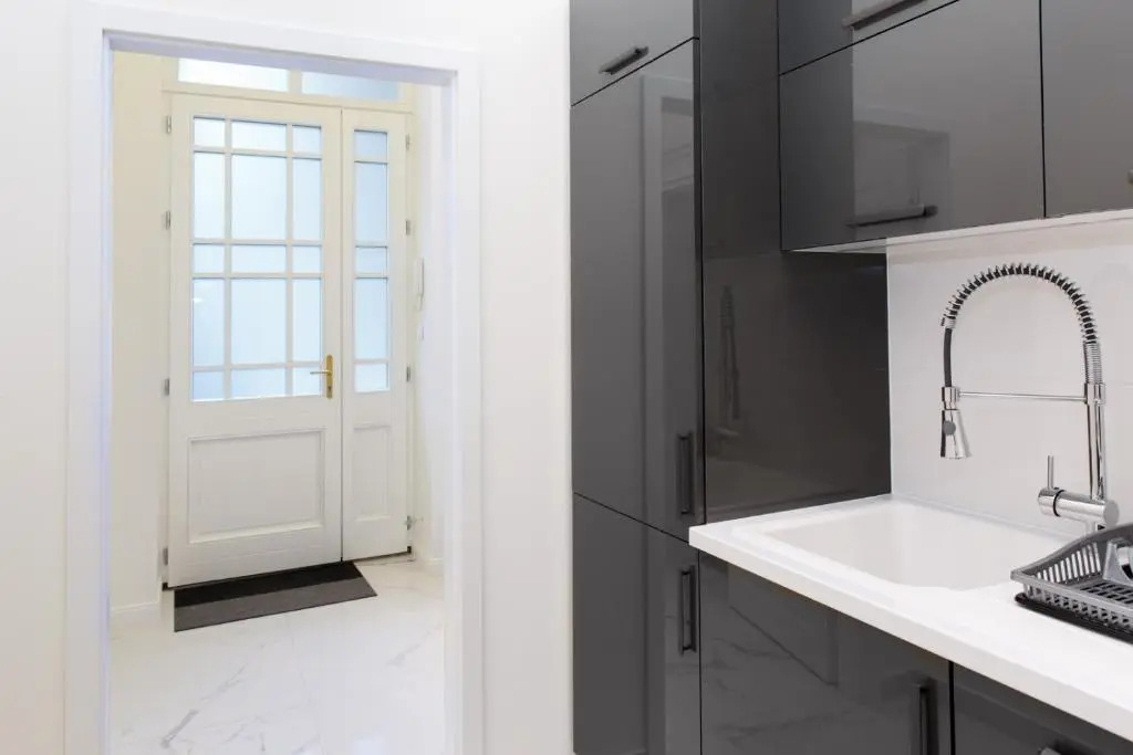 Jenny luxury two bedrooms apartment.