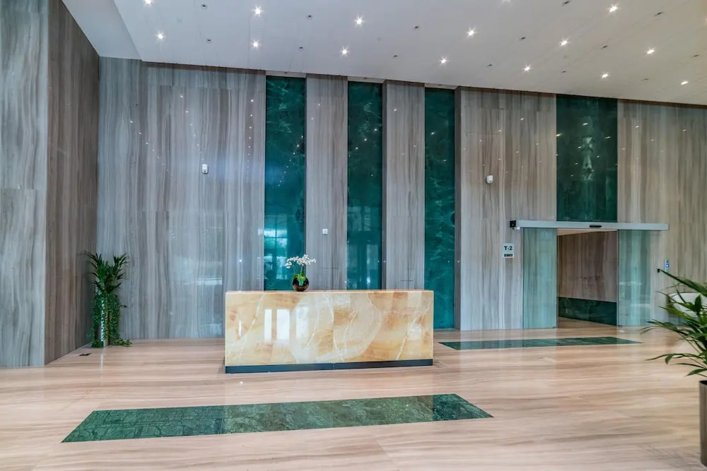 Vacation bay Noura Tower