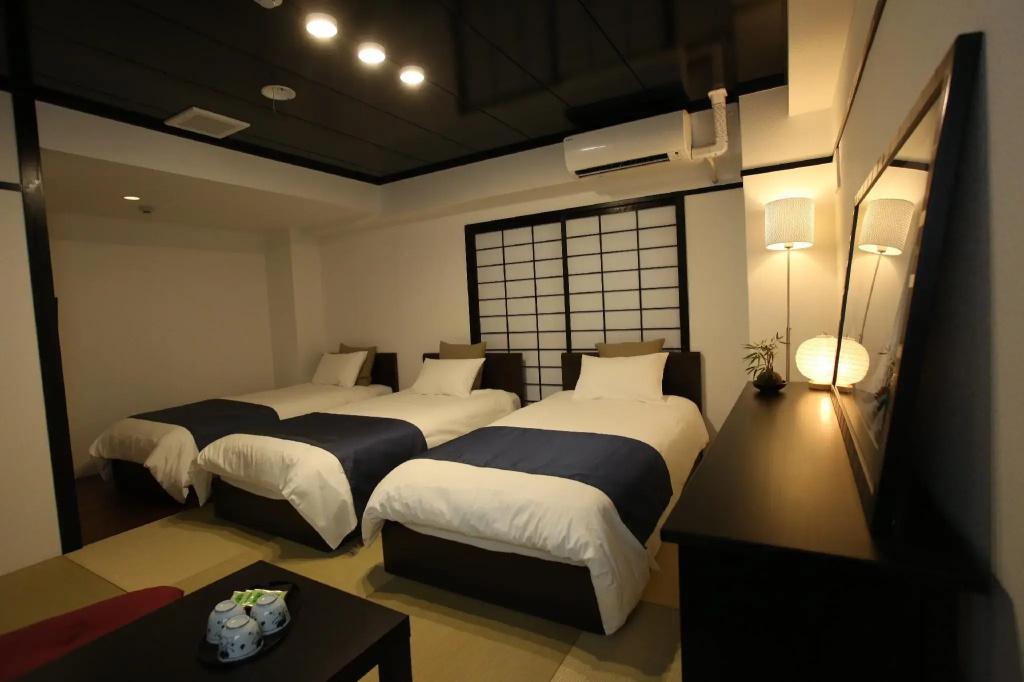 Rozy Hotel Namba