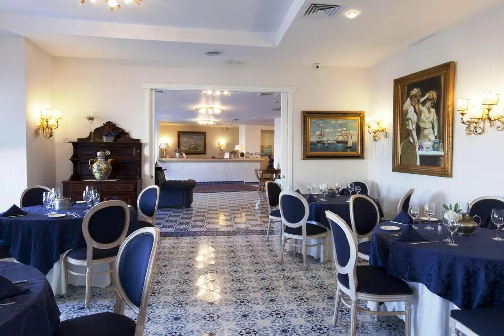 Punta Campanella Resort & Spa