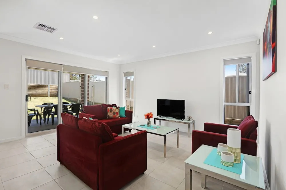 Glenfield Villas - Sydney
