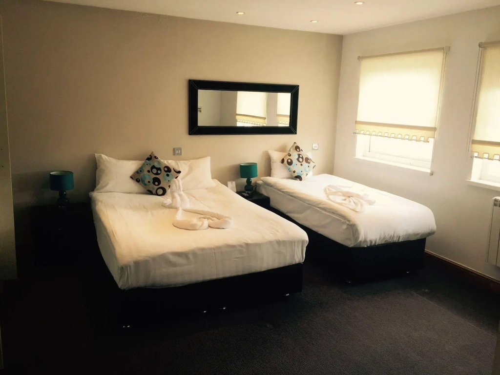 198 Suites