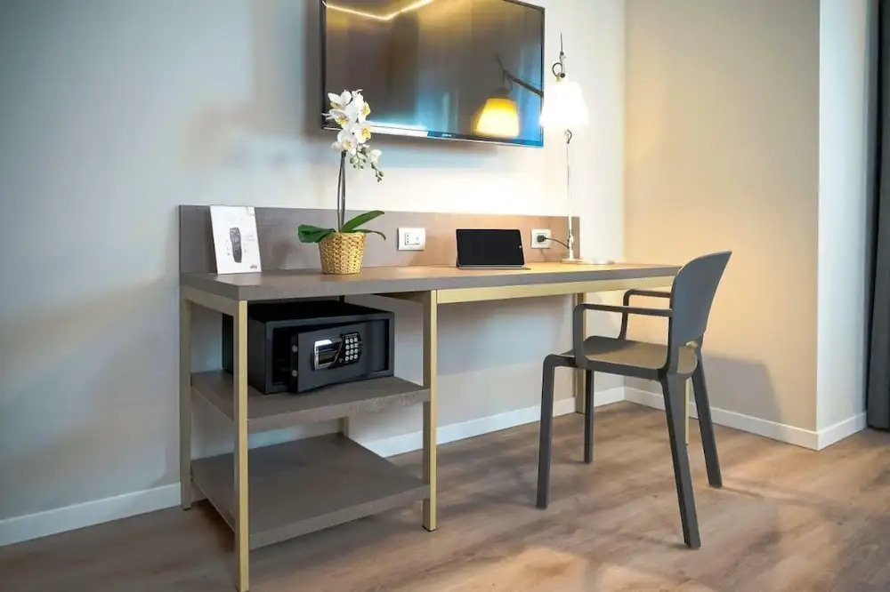 CA San Cristoforo Apartments & Suites