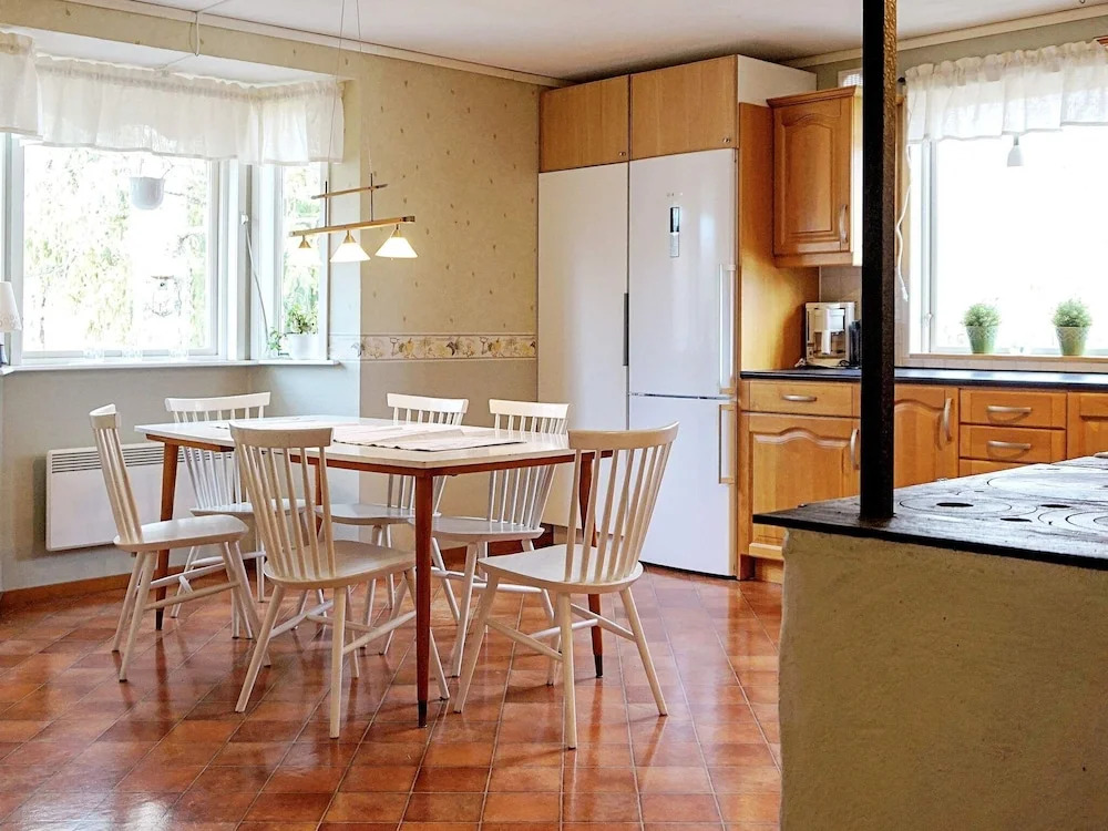 6 Person Holiday Home in Malmköping
