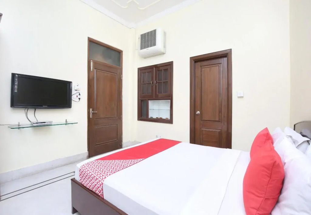 Hotel Dhingra Residency