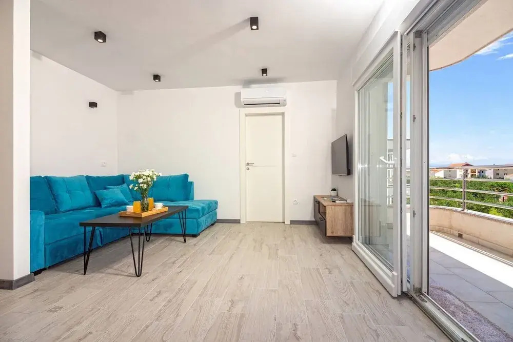 Modern Apartments With Private Balcony Kaštel Novi