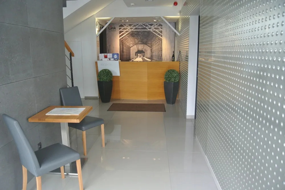 Link Hotel