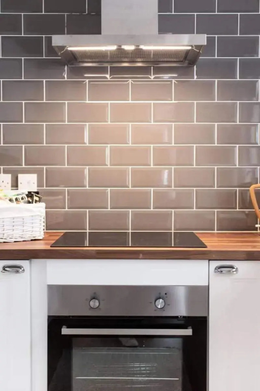 Luxurious 4-bedroom Home on Trendy Ormeau, Belfast