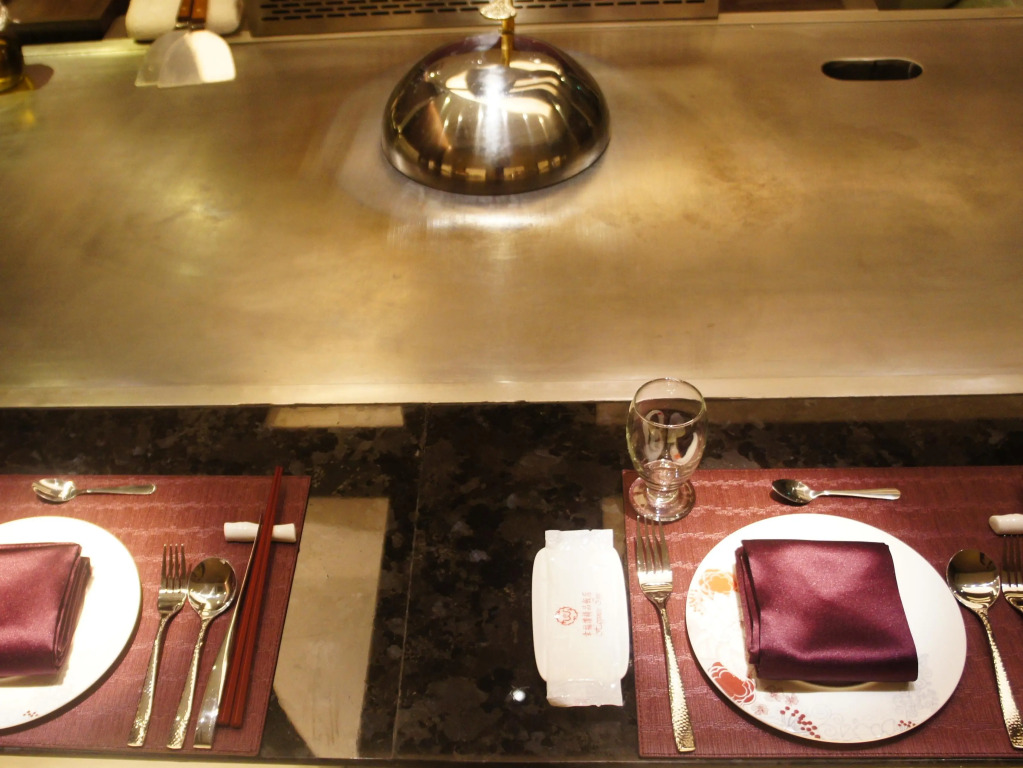 Happiness Inn Hotel