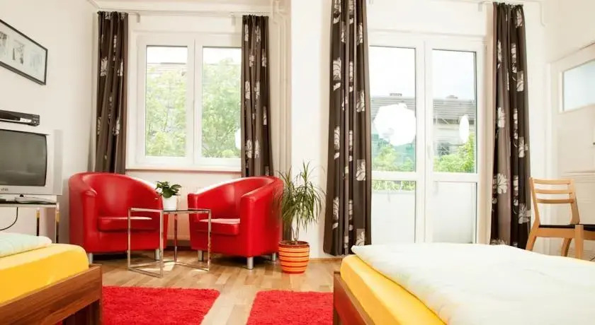 Apollo Apartments