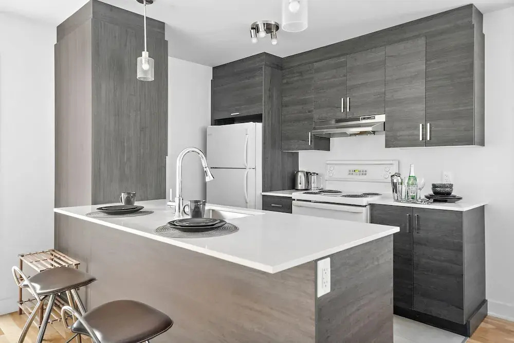 2251 Rue Lespérance