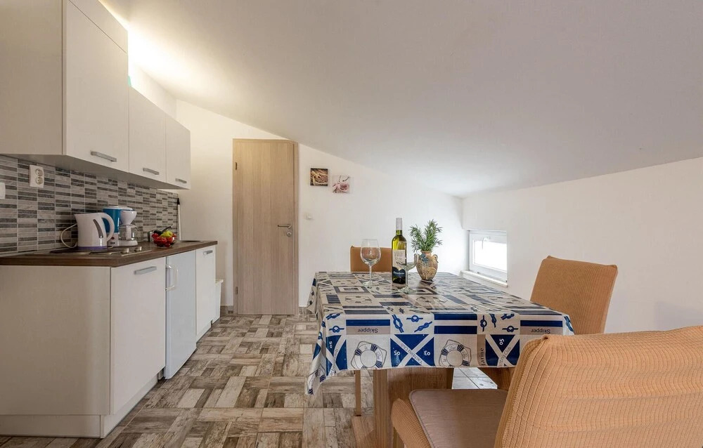 Awesome Apartment in Vrsi With Wifi