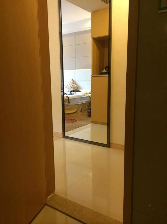 Dollar Hotel- Wuhan