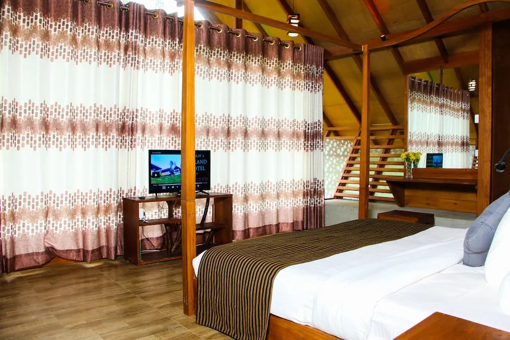 Aloft Grand Hotel Ella