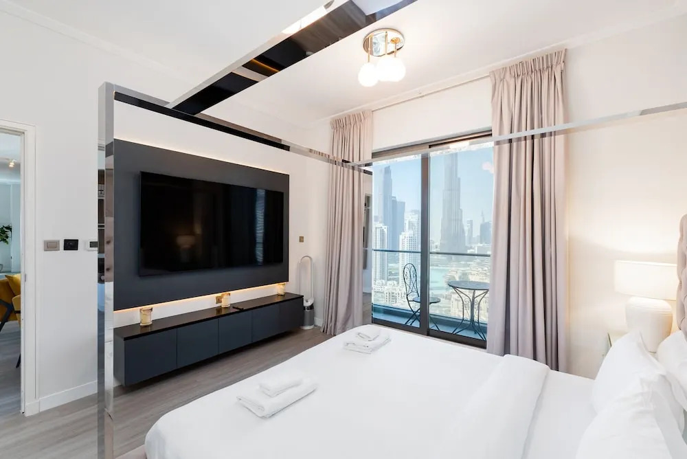 Sleek 3BR Maid s Room w Burj Khalifa View