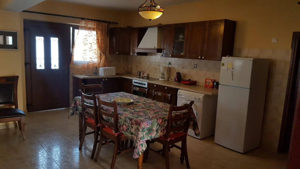 Dionysia Apartments