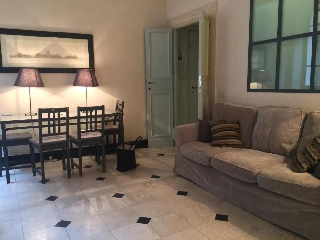 La Casa In Vetrina