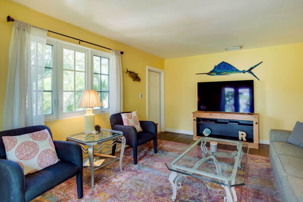 West Palm Beach Home w/ Fenced-in Yard & Deck!