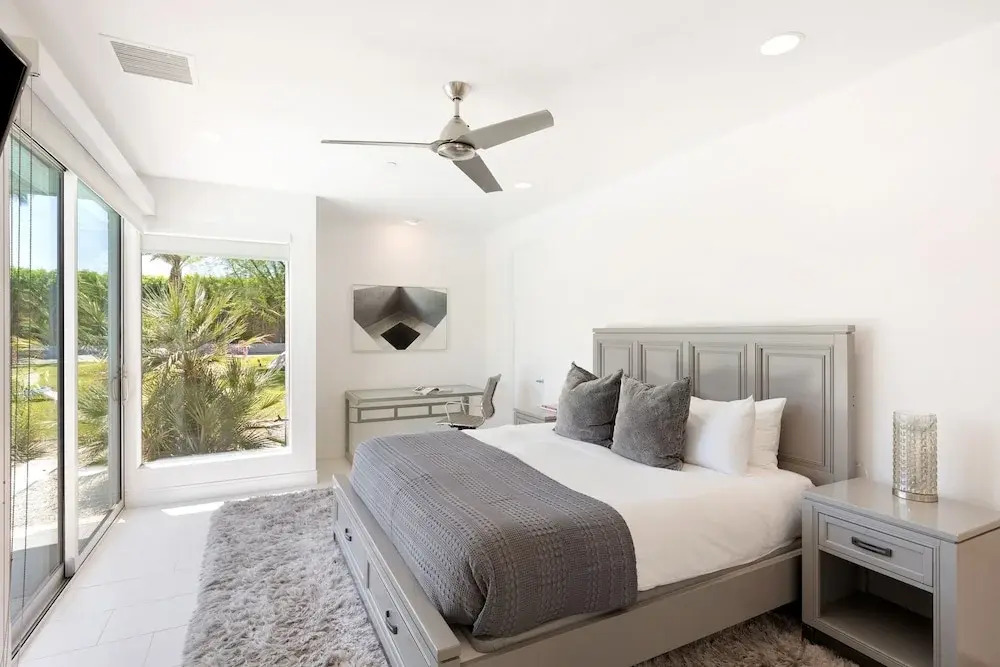 Polo Villa 10 by Avantstay Backyard Oasis w Putting Green 260320 6 Bedrooms