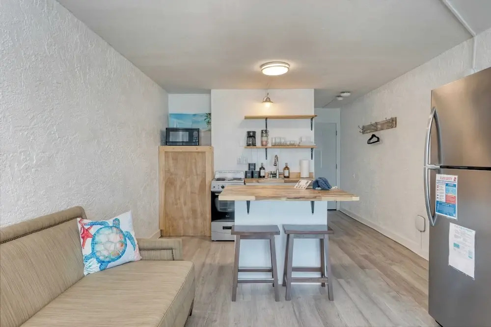 Sun-kissed by Avantstay Beachfront Access