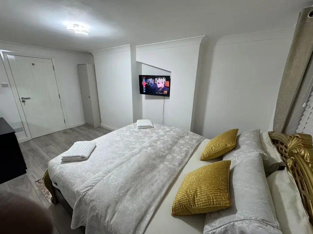 Cozy 2br-5guests-near Attractions-garden