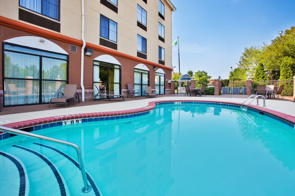 Holiday Inn Express & Suites Charlotte-Concord-I-85 by IHG