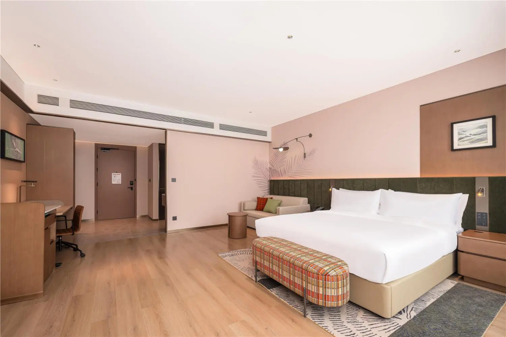 Hilton Garden Inn Xinyang East Railway Station
