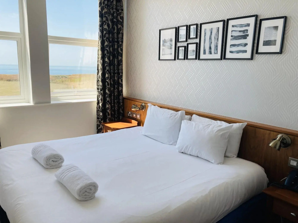 Maritime Hotel