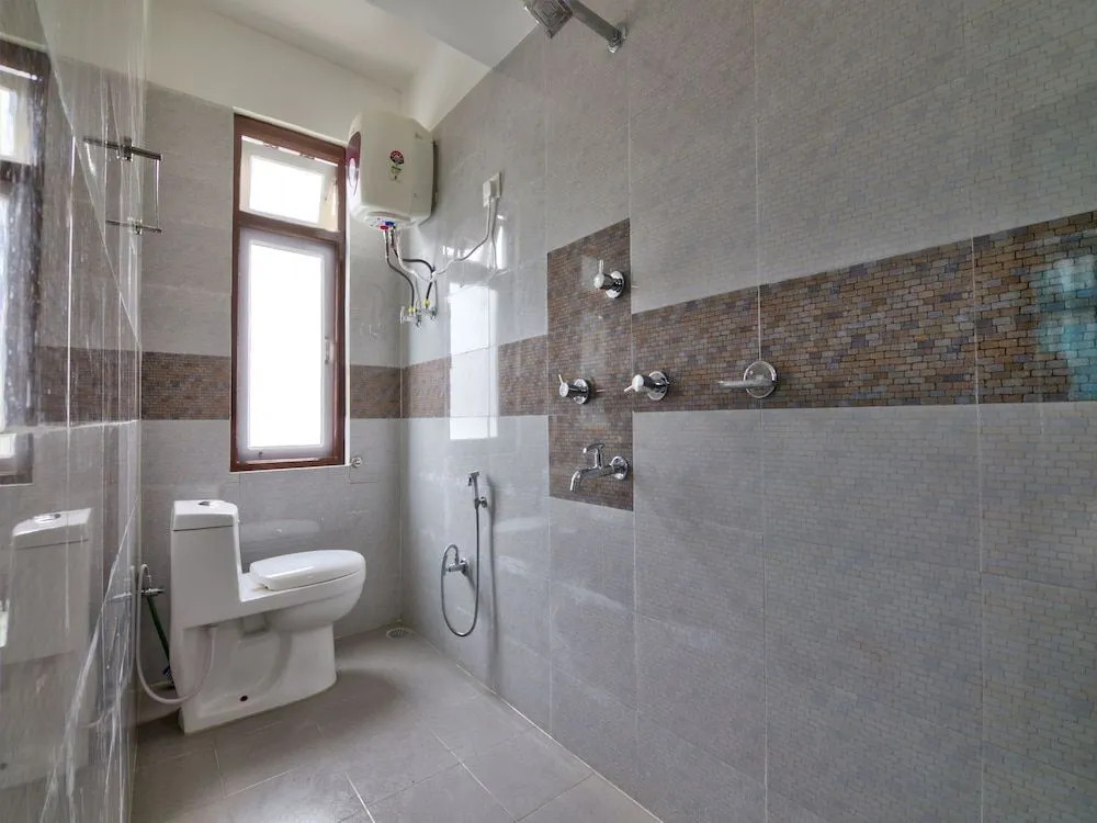 OYO 13466 Hotel Indrakil