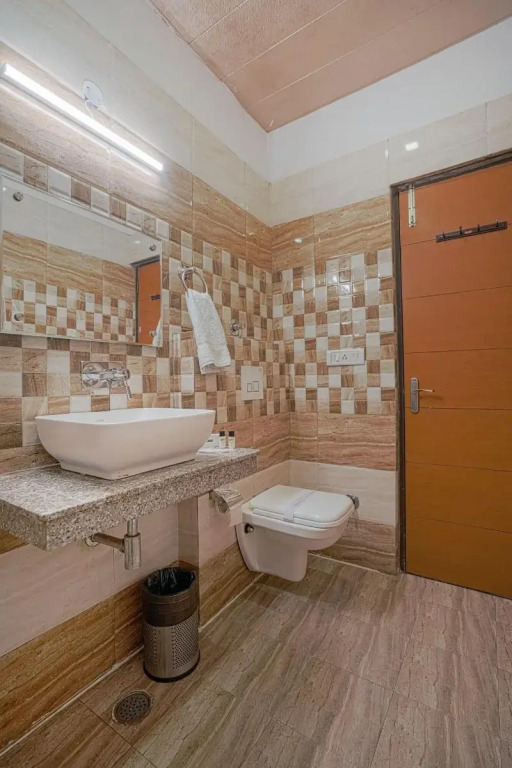 Hotel Seven - Centre of City Chandigarh