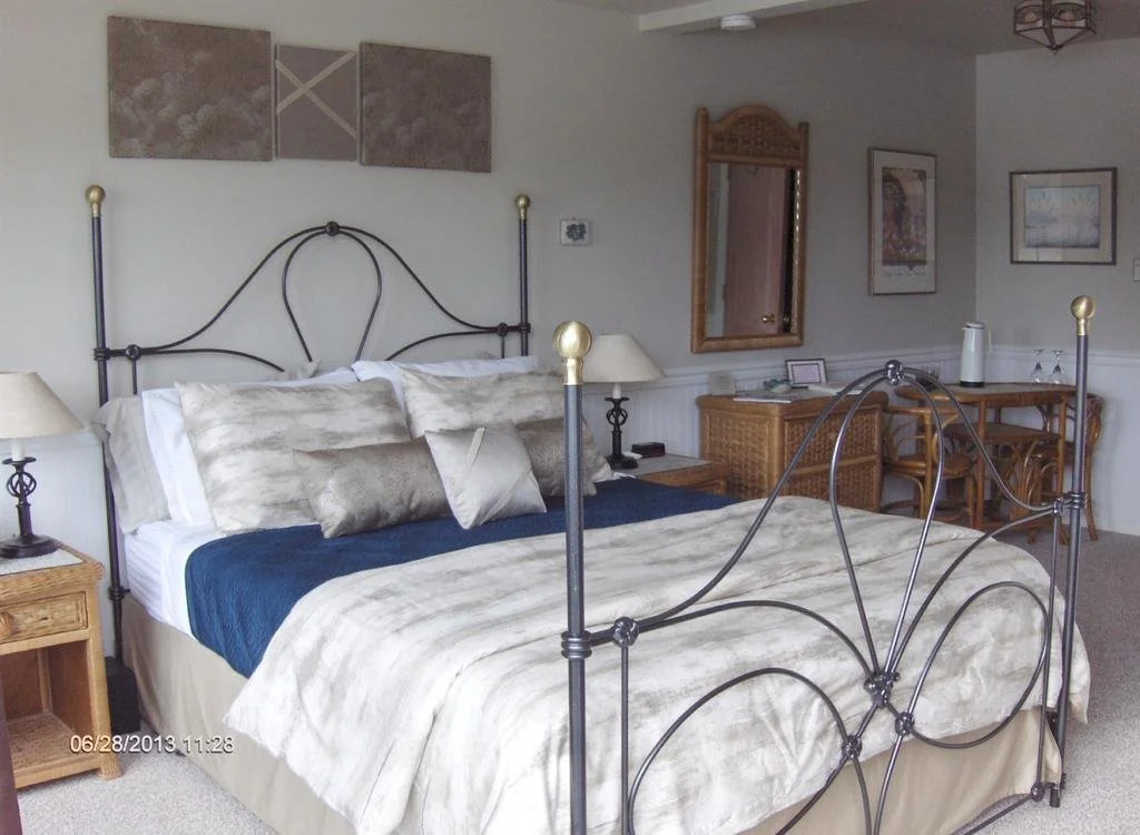 Beach House Salt Spring
