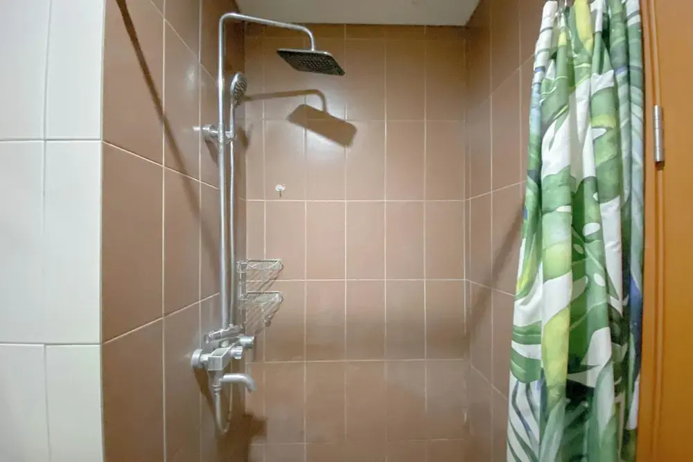 The Regal Studio At Dago Suites Apartment