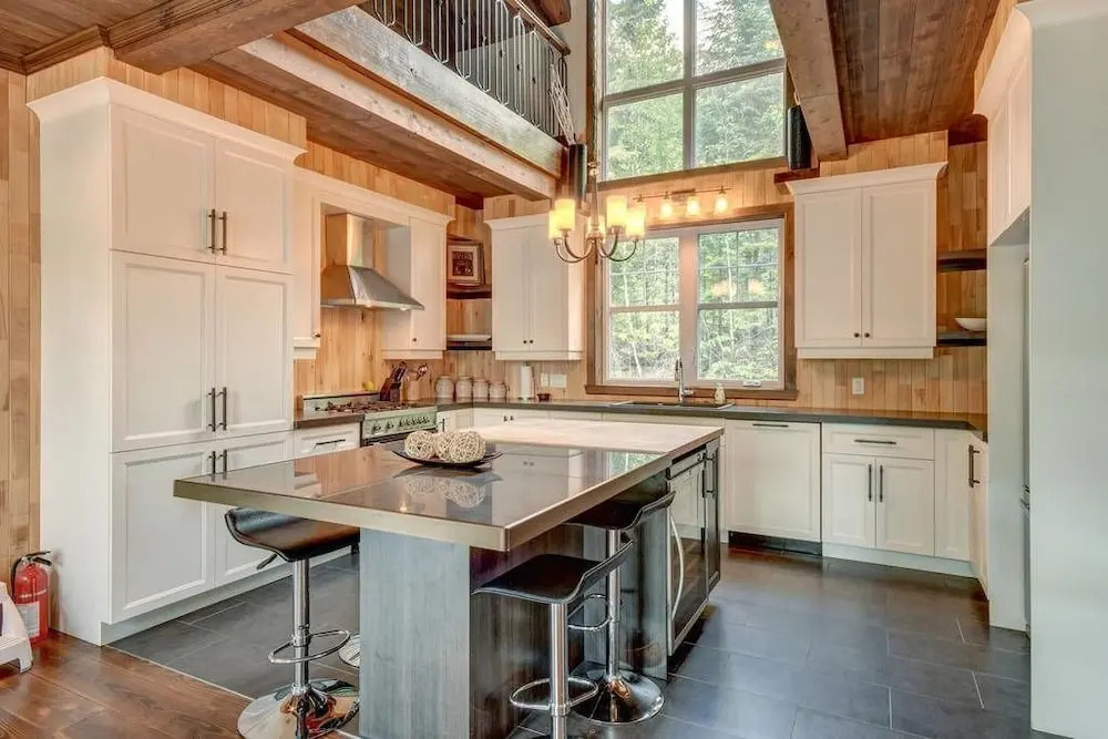 Chalet Phoenix