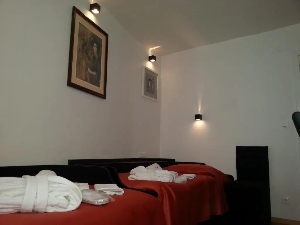 Apartment Suite Theater