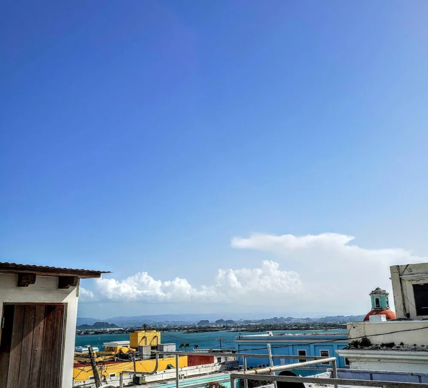 Roof Top Hotel Apartment #5 King Bed - Old San Juan