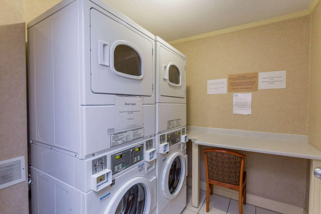 Park Inn & Suites by Radisson, Vancouver