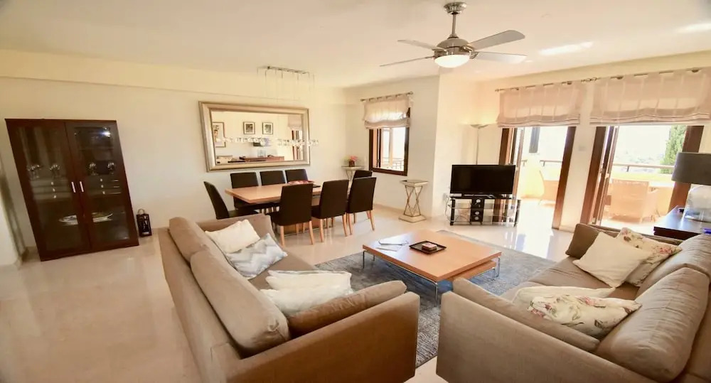 Apartment B11 - Hera
