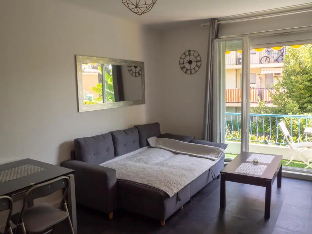 Charmant studio proche de Nice à 300m des plages